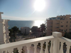 Coastline Apartments, Sarandë